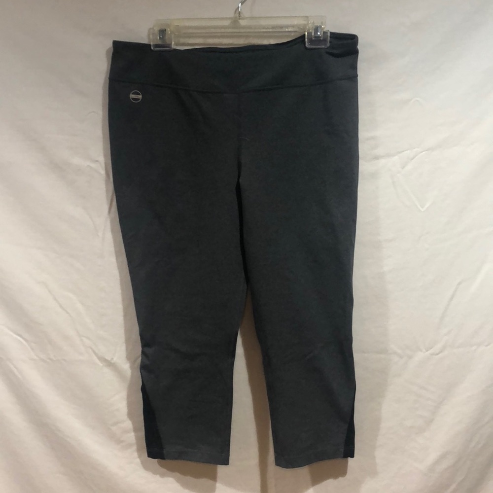 Performance wear capris